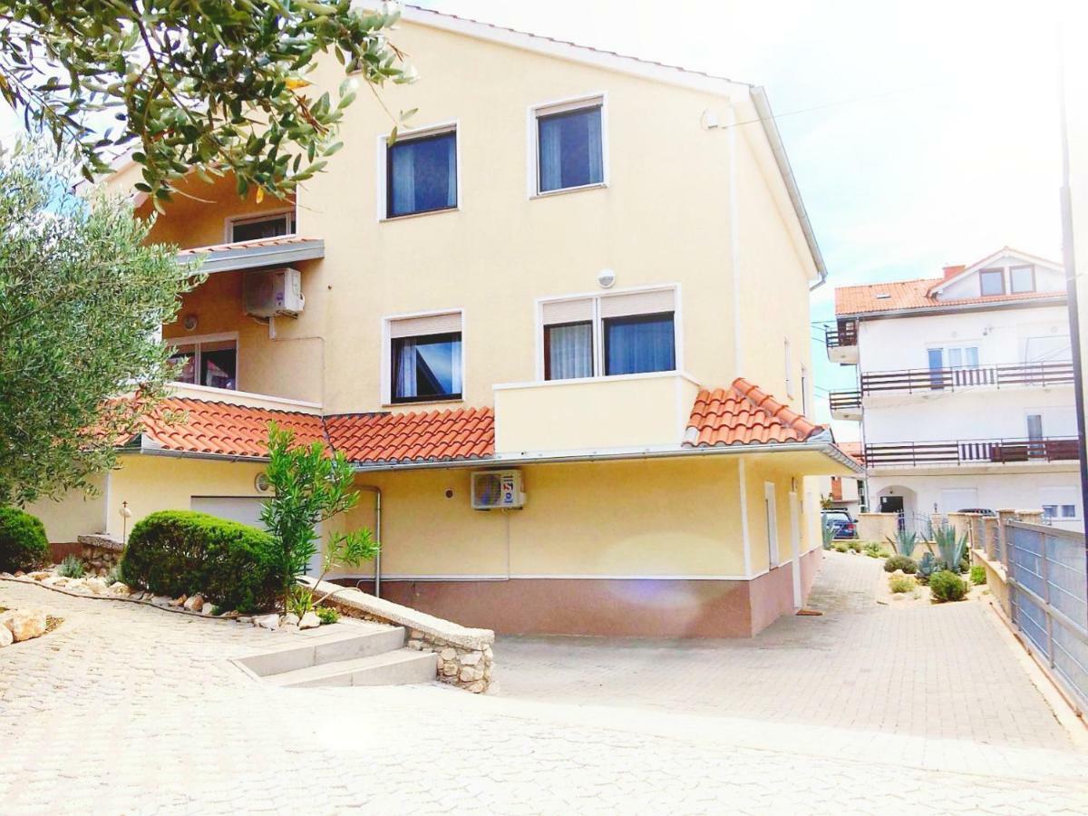 Nina Zadar Exterior foto